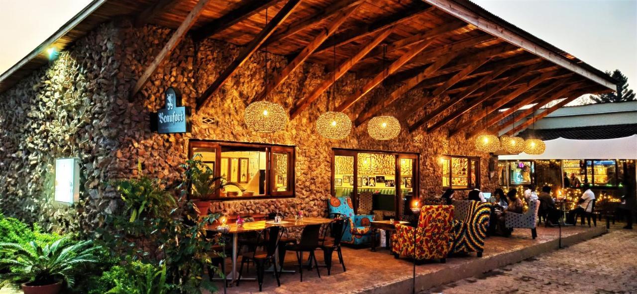 Bougainvilla Boutique Hotel & Restaurant Lubumbashi Buitenkant foto