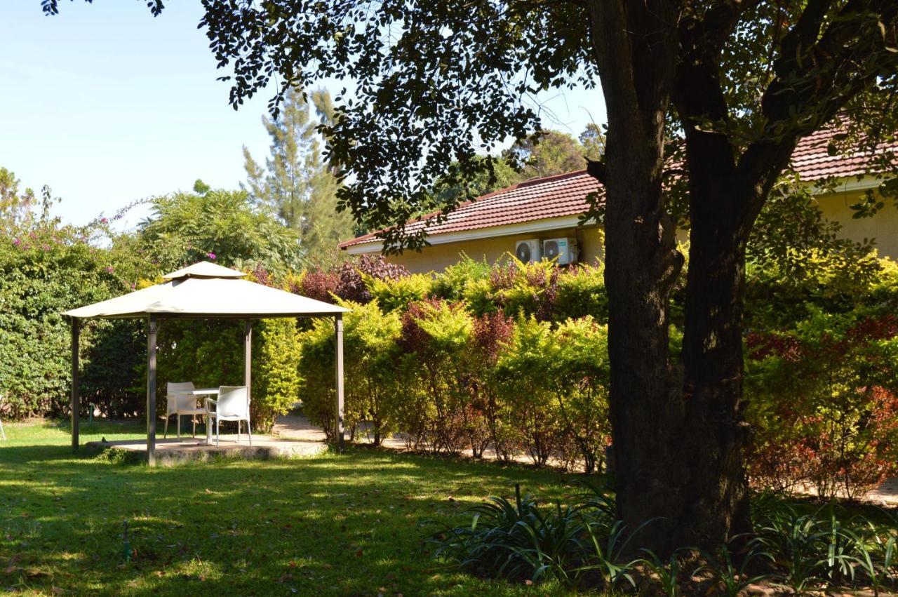 Bougainvilla Boutique Hotel & Restaurant Lubumbashi Buitenkant foto