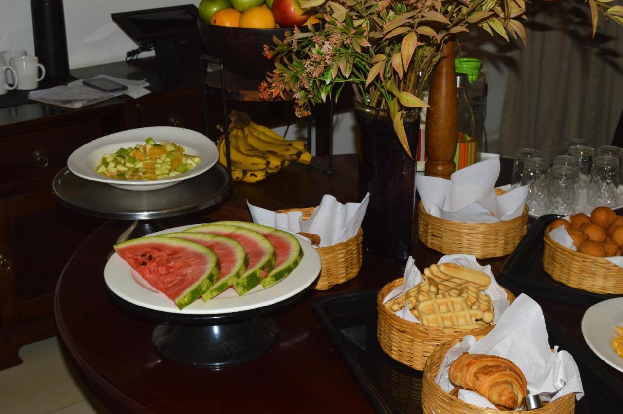 Bougainvilla Boutique Hotel & Restaurant Lubumbashi Buitenkant foto