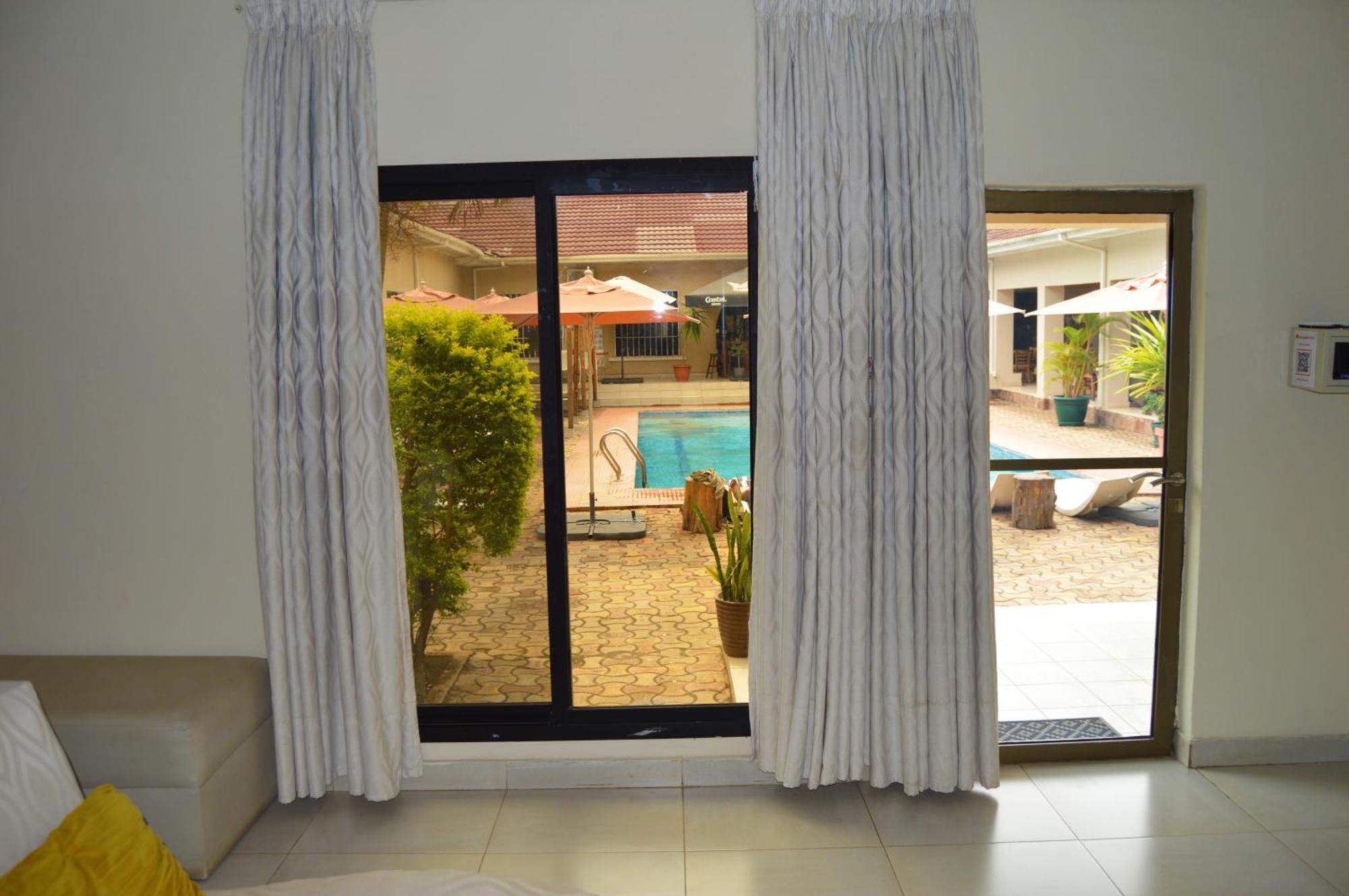 Bougainvilla Boutique Hotel & Restaurant Lubumbashi Buitenkant foto