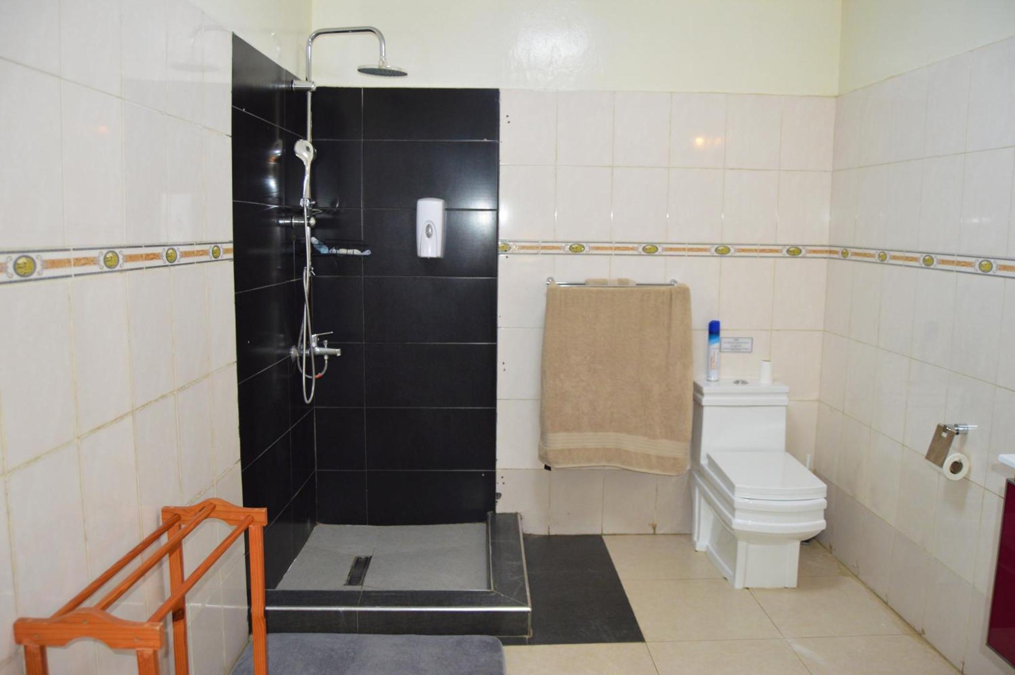 Bougainvilla Boutique Hotel & Restaurant Lubumbashi Buitenkant foto