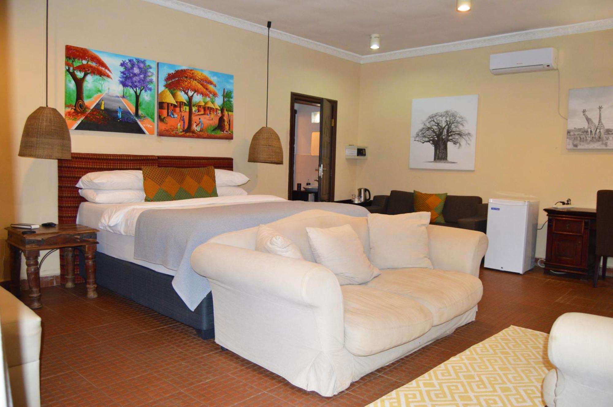 Bougainvilla Boutique Hotel & Restaurant Lubumbashi Buitenkant foto